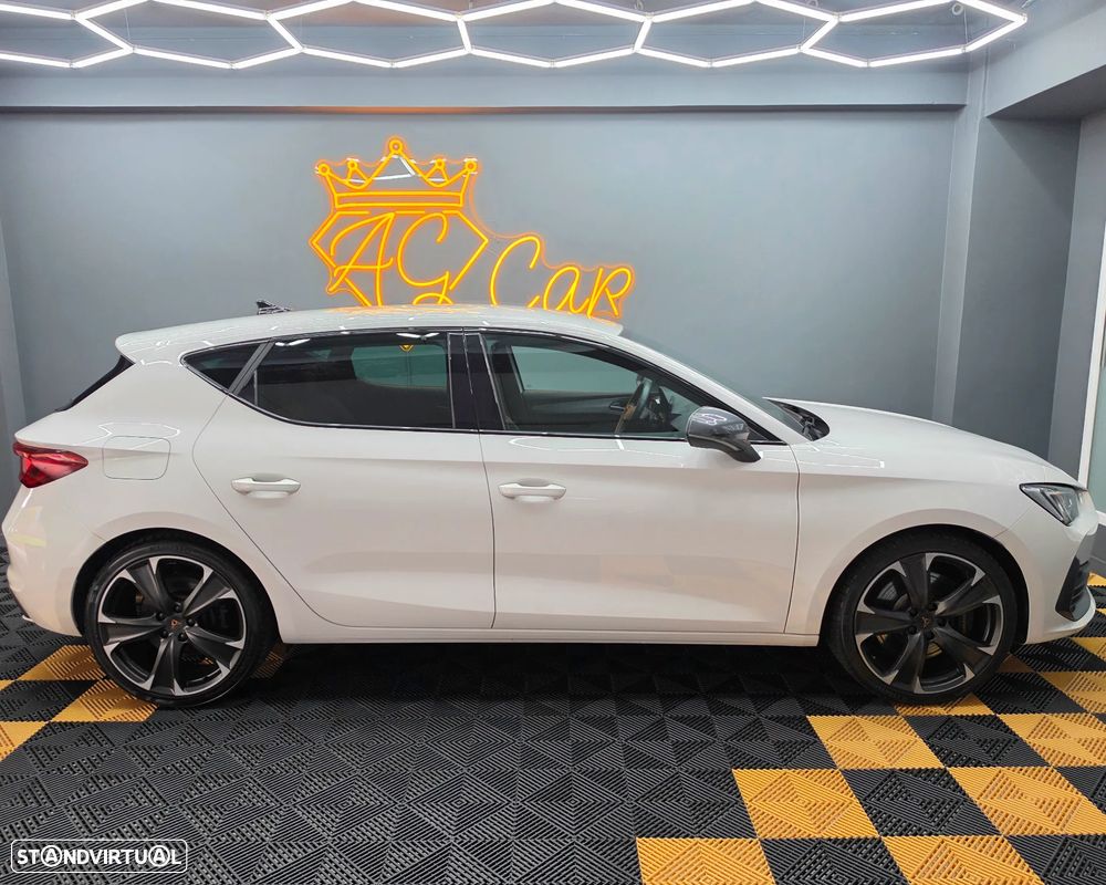 Cupra Leon 1.4 e-Hybrid VZ DSG - 9