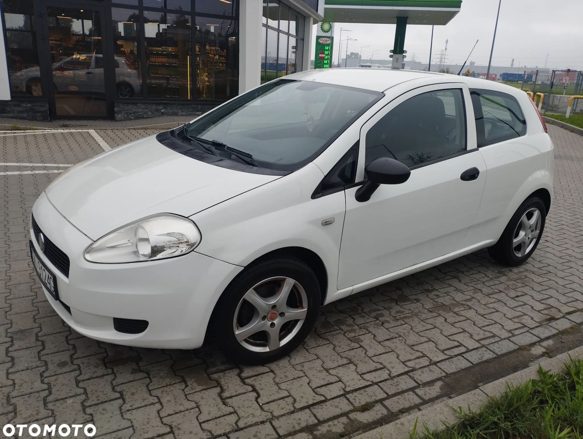 Fiat Punto ver-1-2-8v-classic - 1