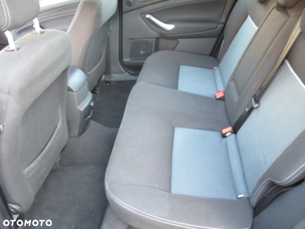 Ford Mondeo 2.0 TDCi Trend - 19