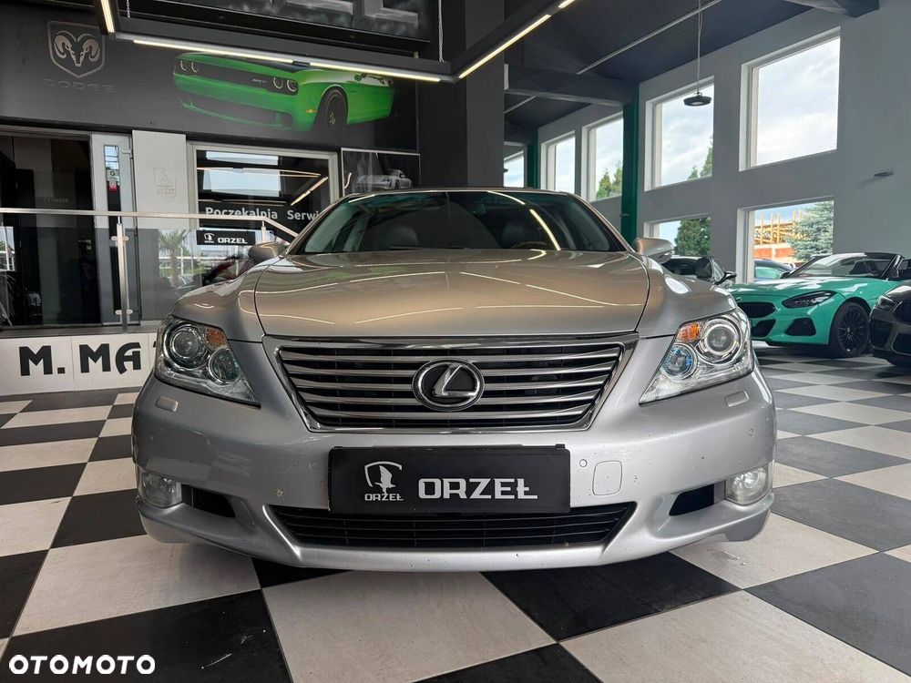 Lexus LS - 2