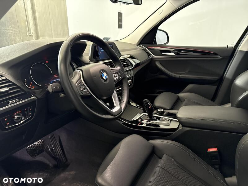 BMW X3 xDrive20i xLine - 11