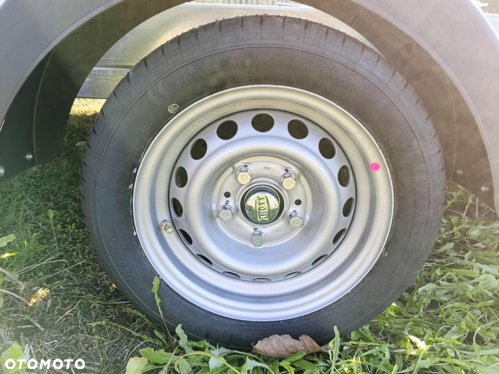 TEMARED CAR FLAT 3518 1,8T sklejka 353x184 - 5