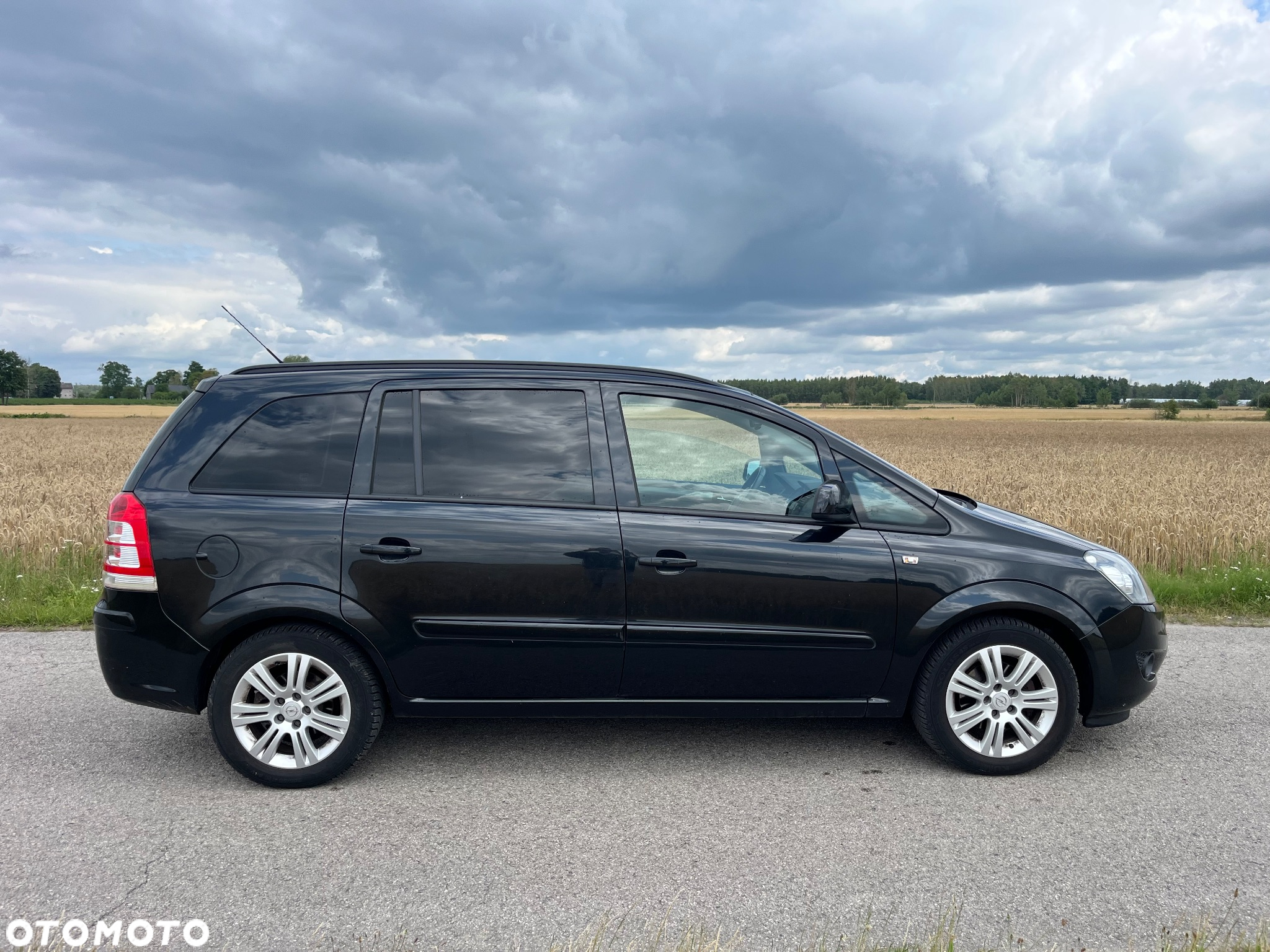 Opel Zafira 1.8 Cosmo - 8