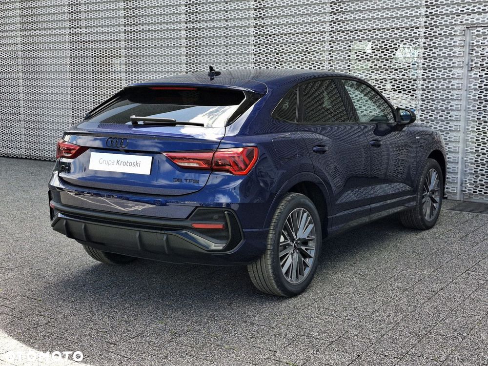 Audi Q3 Sportback - 4