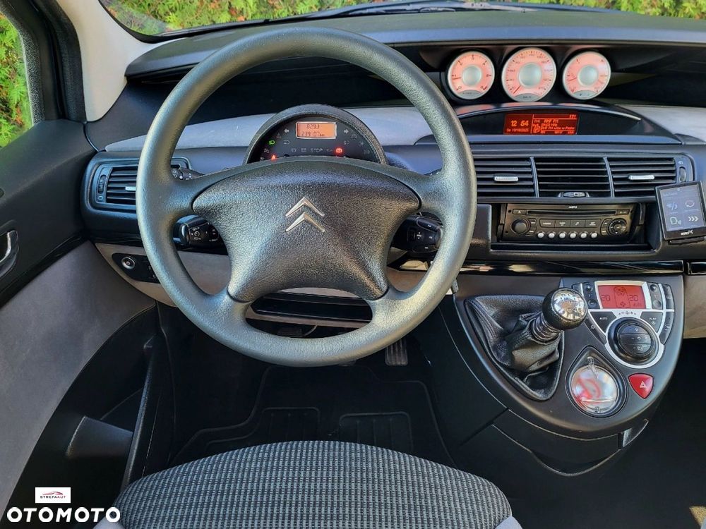 Citroën C8 - 25