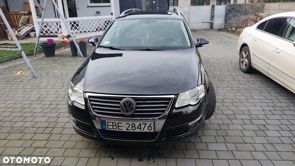 Volkswagen Passat 3.2 V6 FSI 4Mot Comfortline DSG - 1