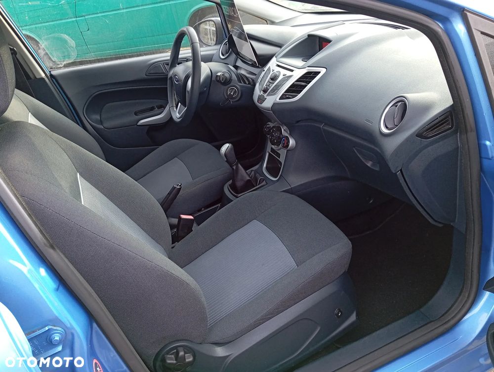 Ford Fiesta 1.4 Champions Edition - 17