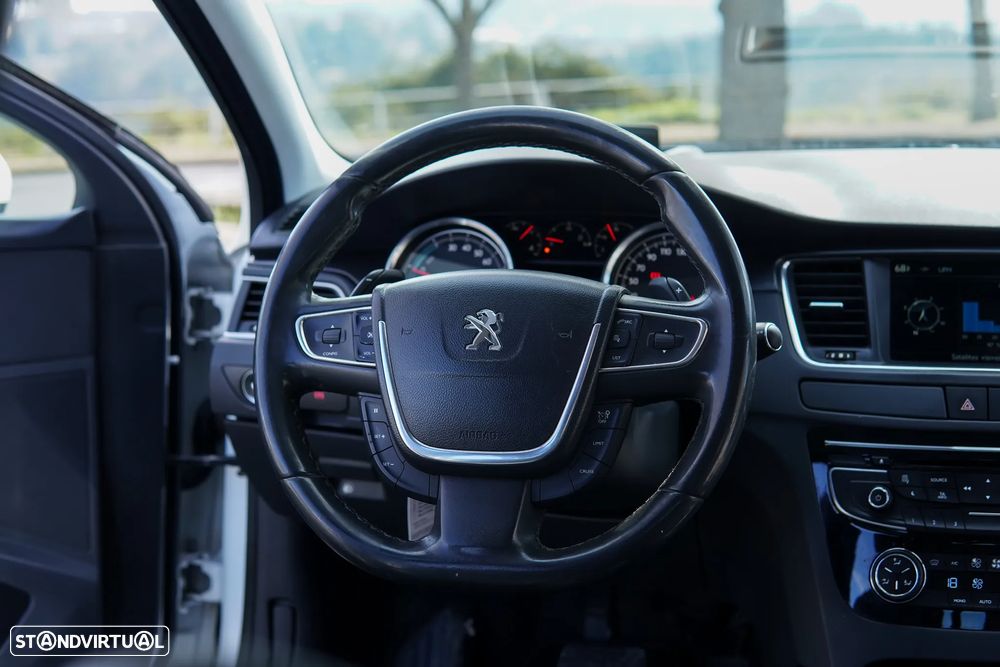 Peugeot 508 2.0 HDi Hybrid4 2-Tronic - 44