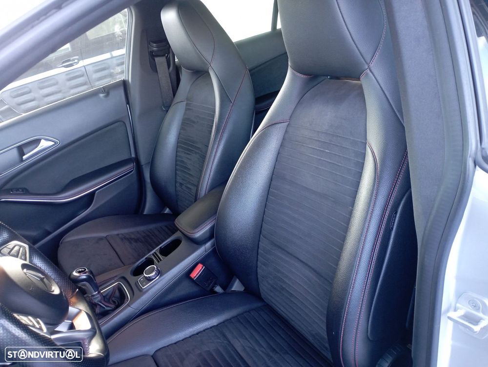 Mercedes-Benz CLA 200 d AMG Line - 17