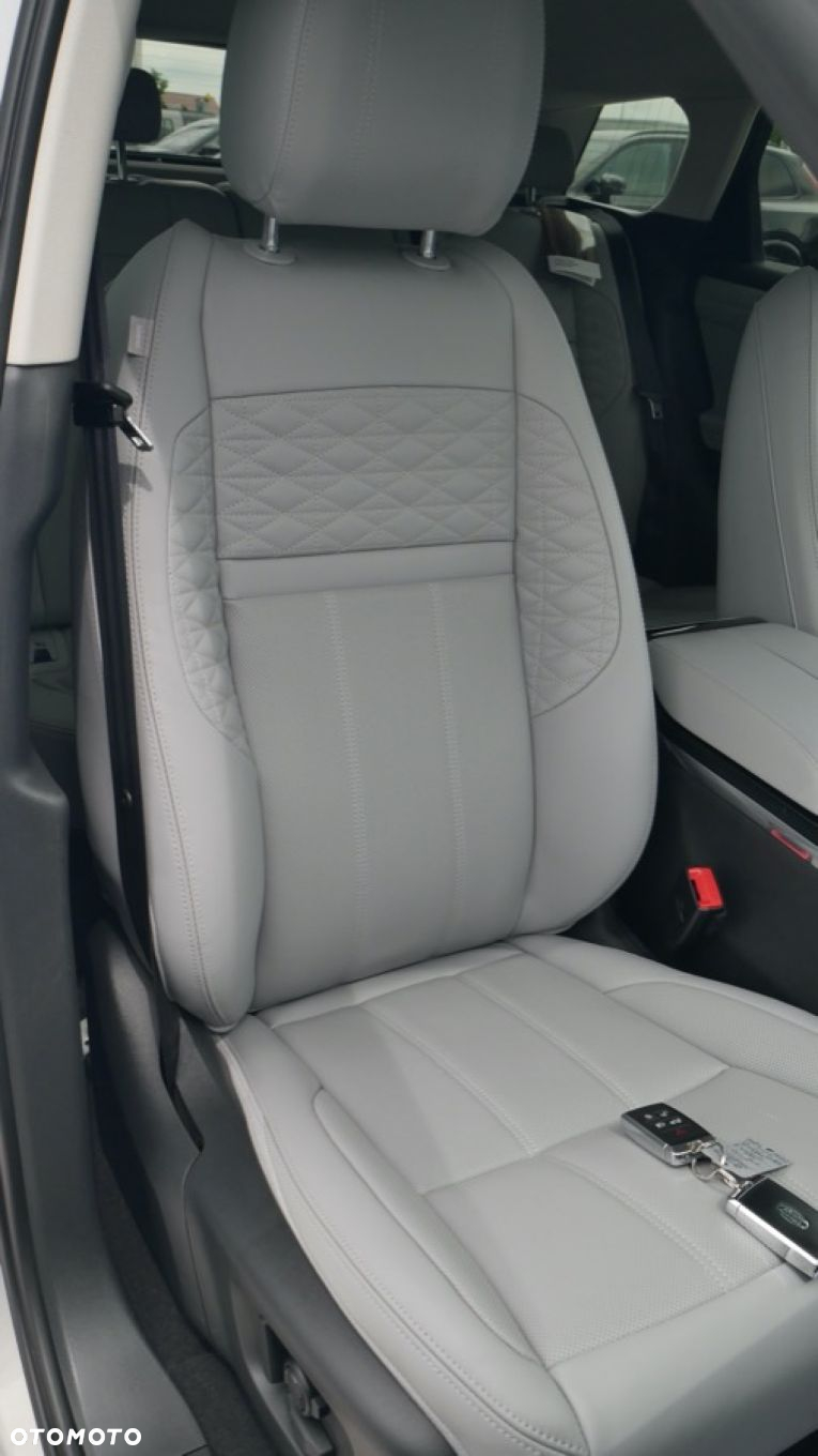 Land Rover Range Rover Evoque - 21