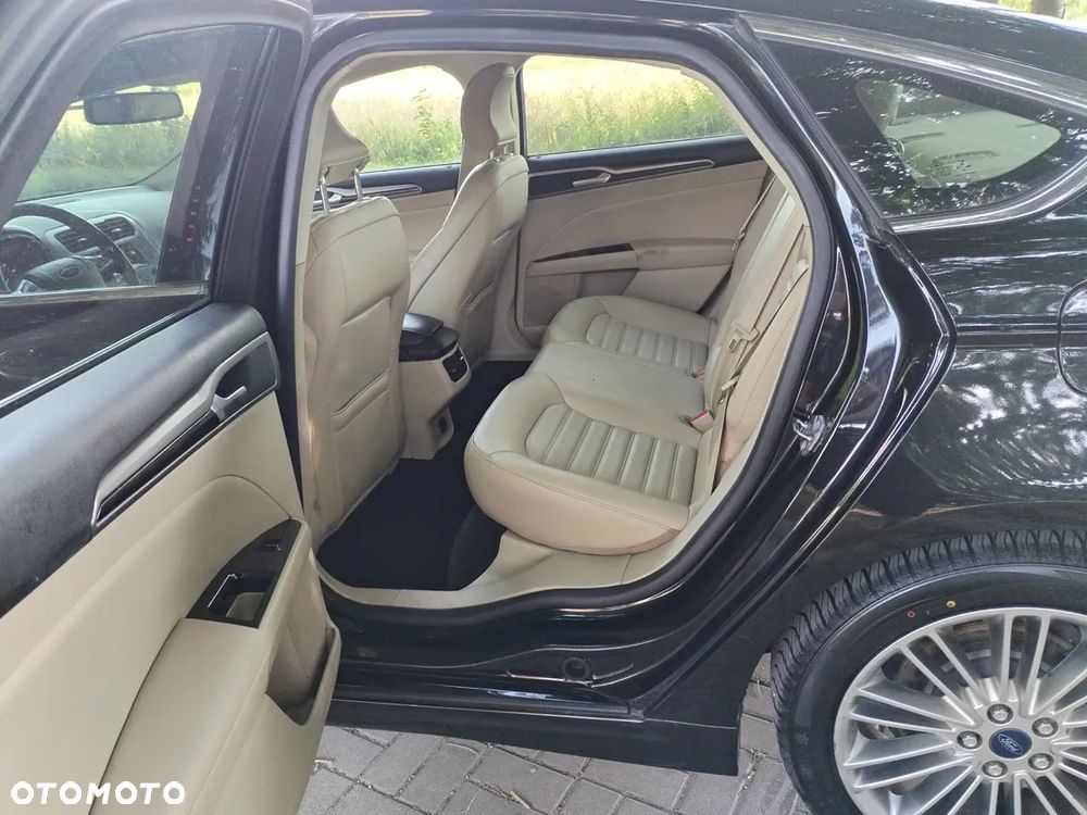 Ford Mondeo 2.0 EcoBoost STart-Stopp Autom Vignale - 11
