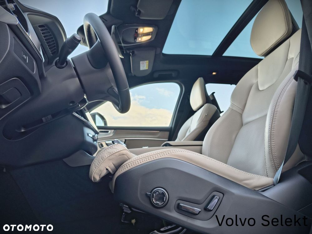 Volvo XC 90 - 26