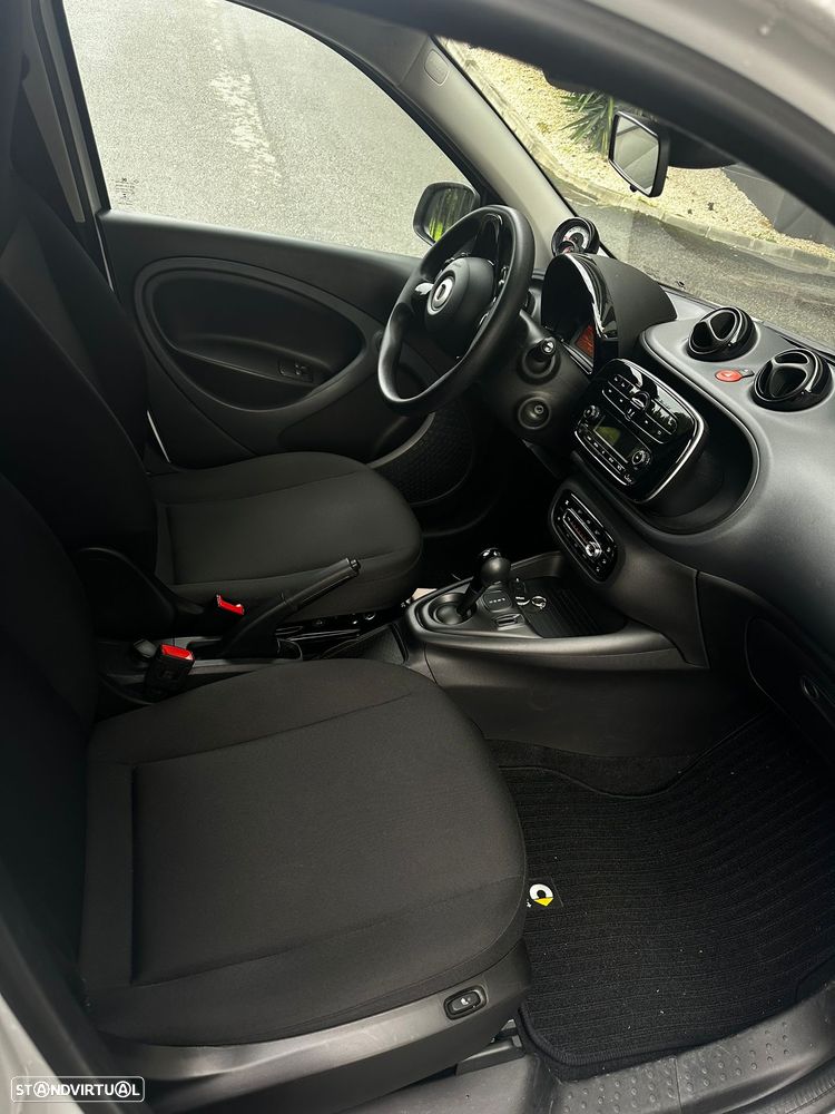 Smart ForFour EQ - 9