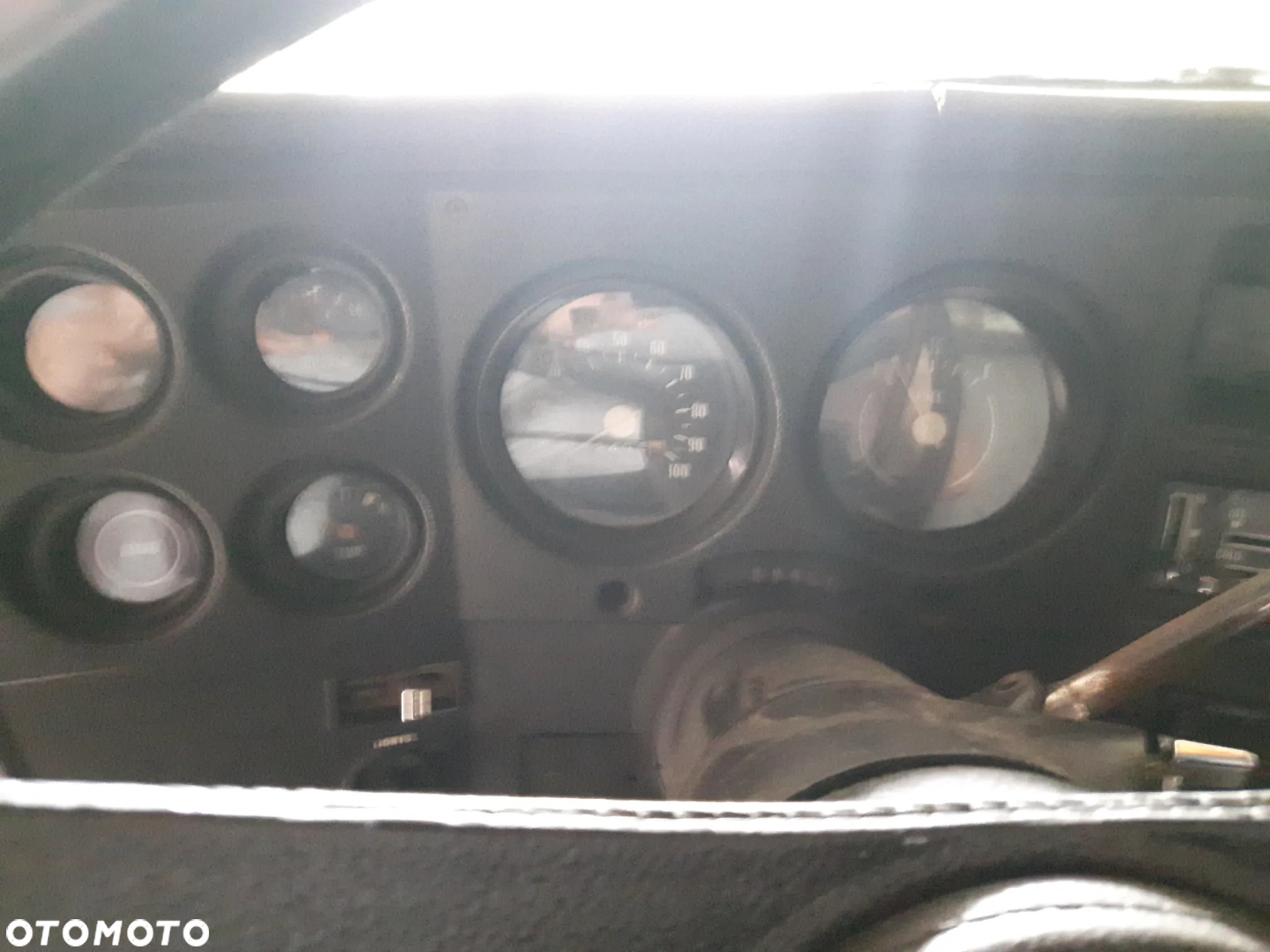 Chevrolet C-20 - 10