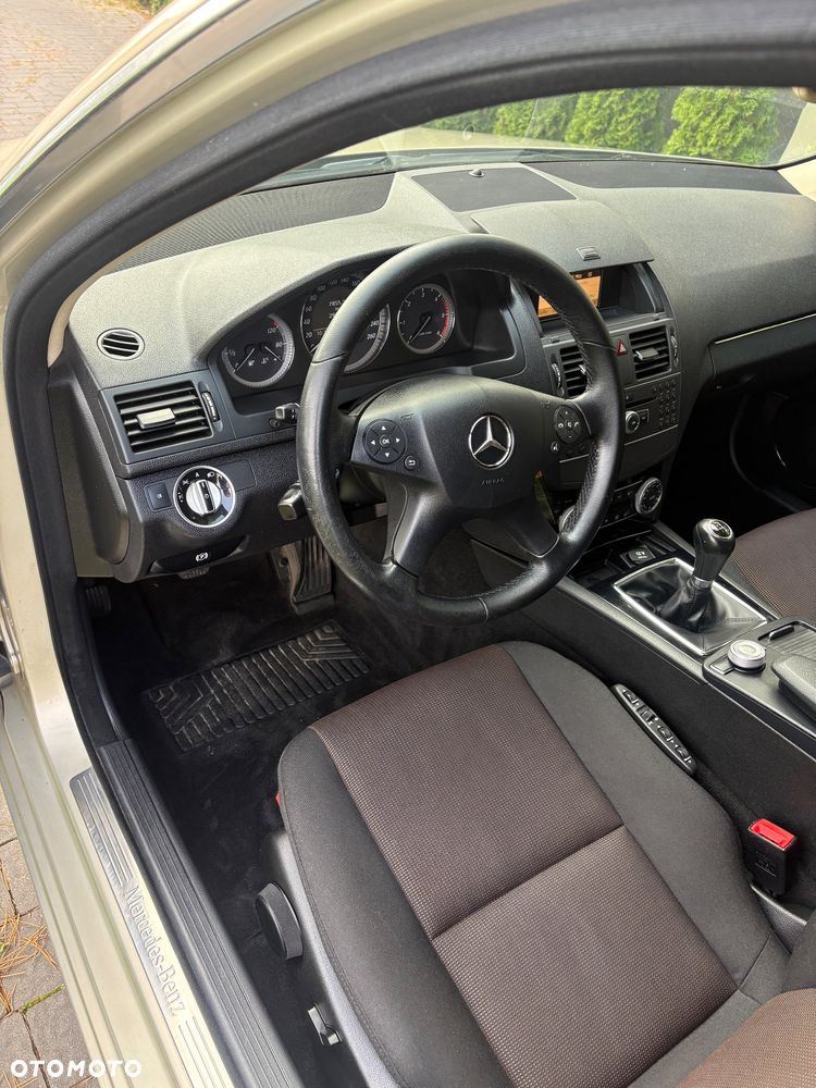 Mercedes-Benz Klasa C - 12