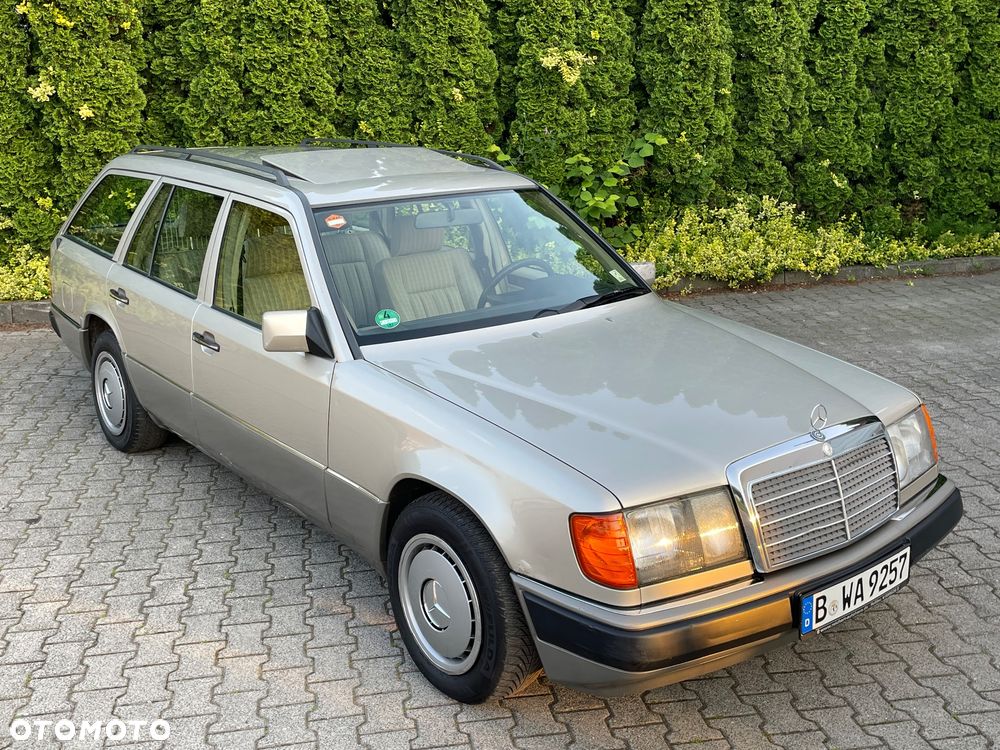 Mercedes-Benz W124 (1984-1993)