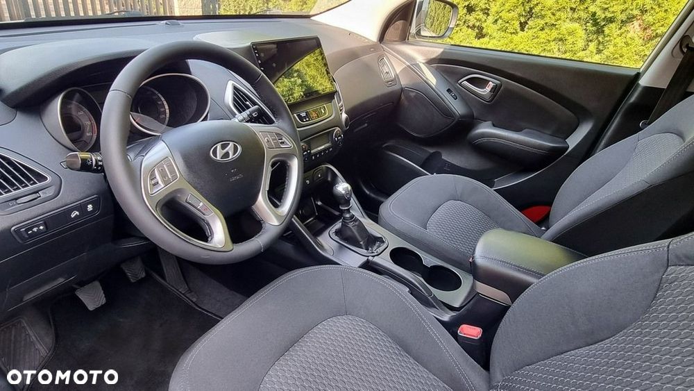 Hyundai ix35 - 11