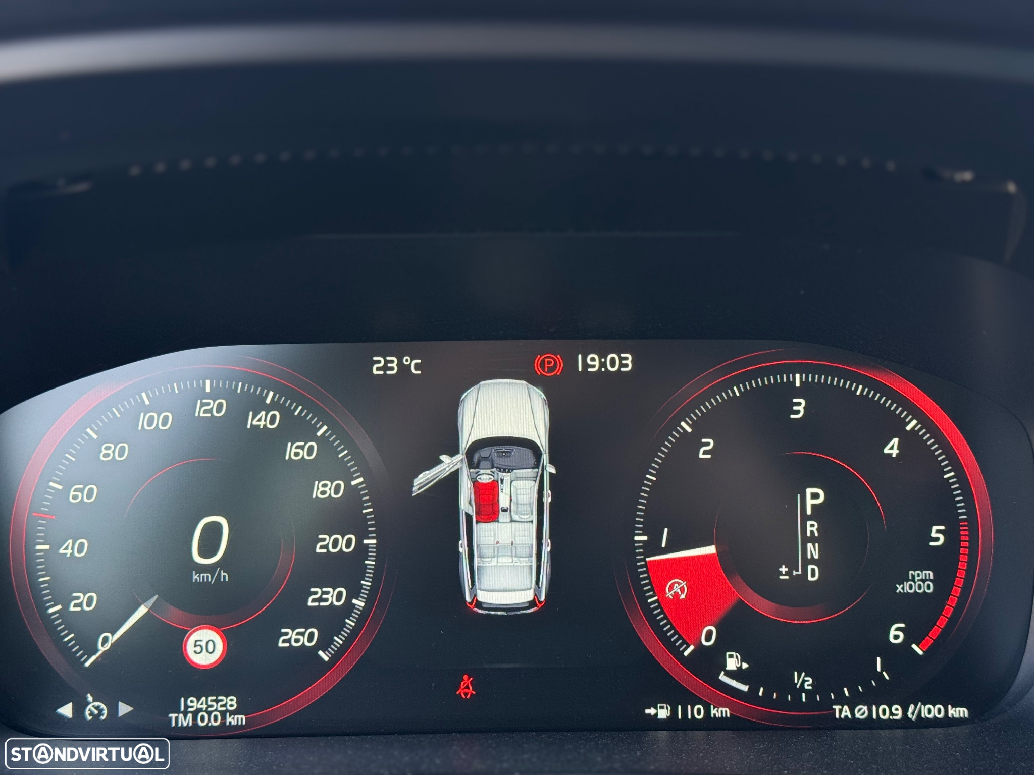 Volvo V60 2.0 D3 Momentum Geartronic - 13