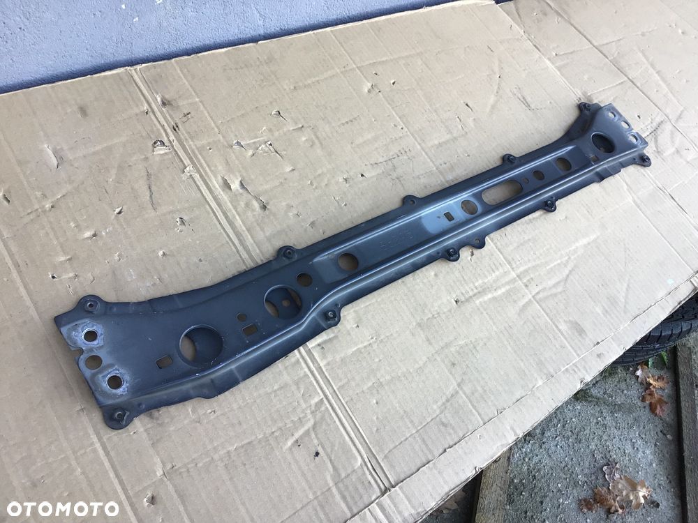 Pas przedni belka dolna Toyota Yaris lV 4 Cross - 2