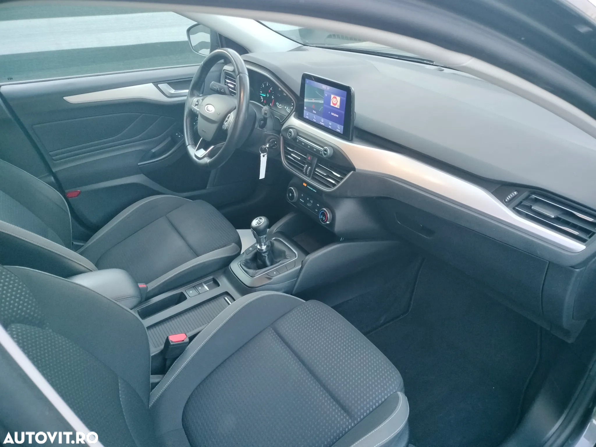 Ford Focus Turnier 1.5 EcoBlue Start-Stopp-System ACTIVE - 8