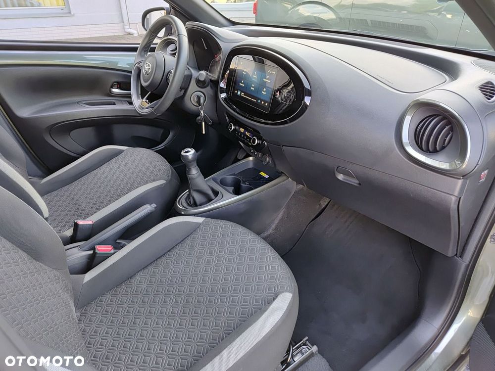 Toyota Aygo X - 6