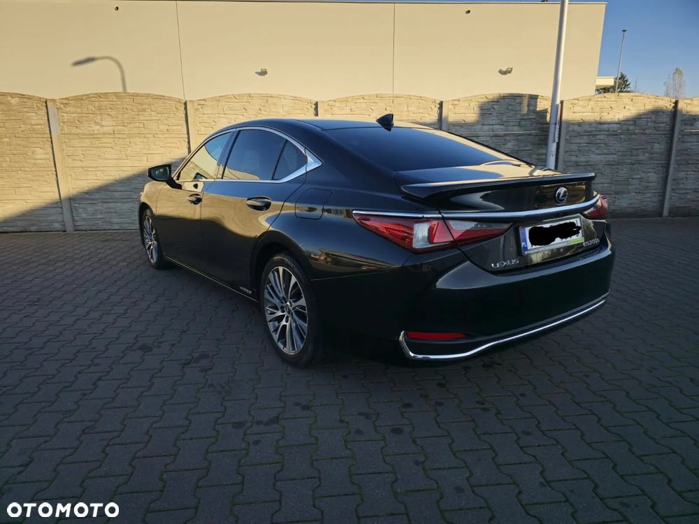 Lexus ES 300h Business Line - 10