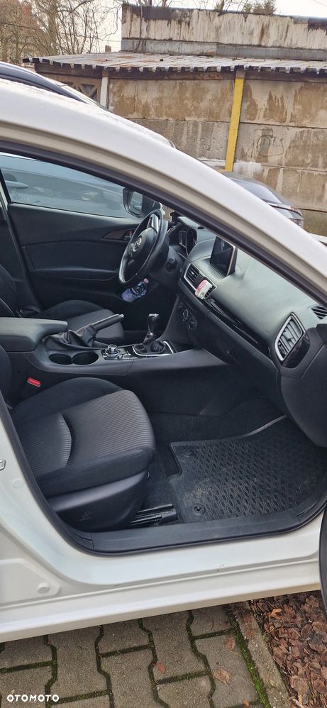 Mazda 3 - 16