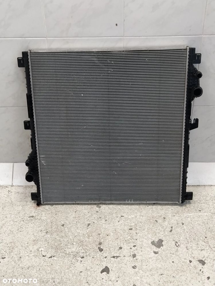 CHŁODNICA WODY RANGE ROVER SPORT VELAR DEFENDER L460 L461 l560 - 2