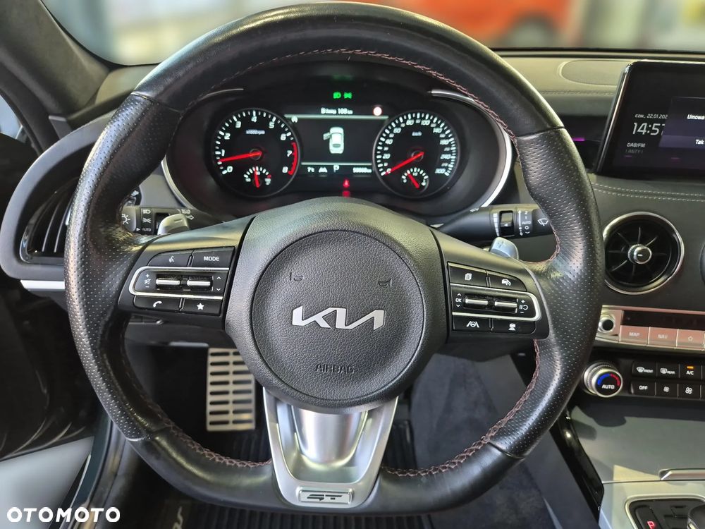 Kia Stinger 3.3 T-GDI V6 GT AWD - 13