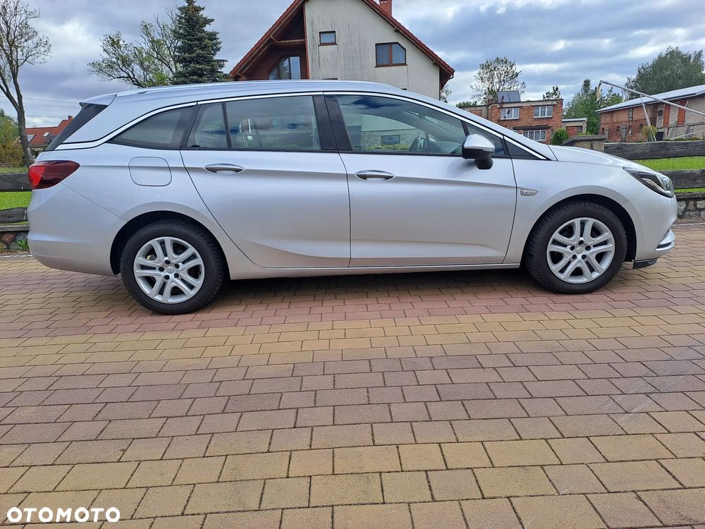 Opel Astra - 8
