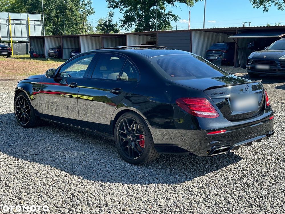 Mercedes-Benz Klasa E AMG 63 S 4-Matic+ - 3