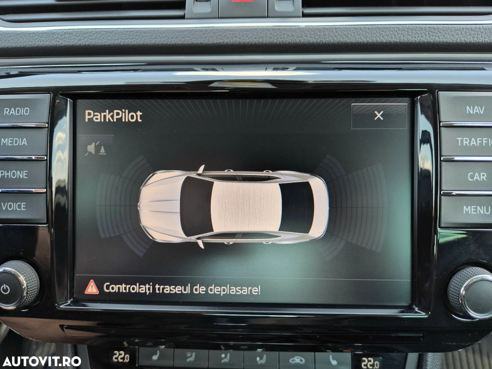 Skoda Superb 2.0 TDI DSG Style - 5