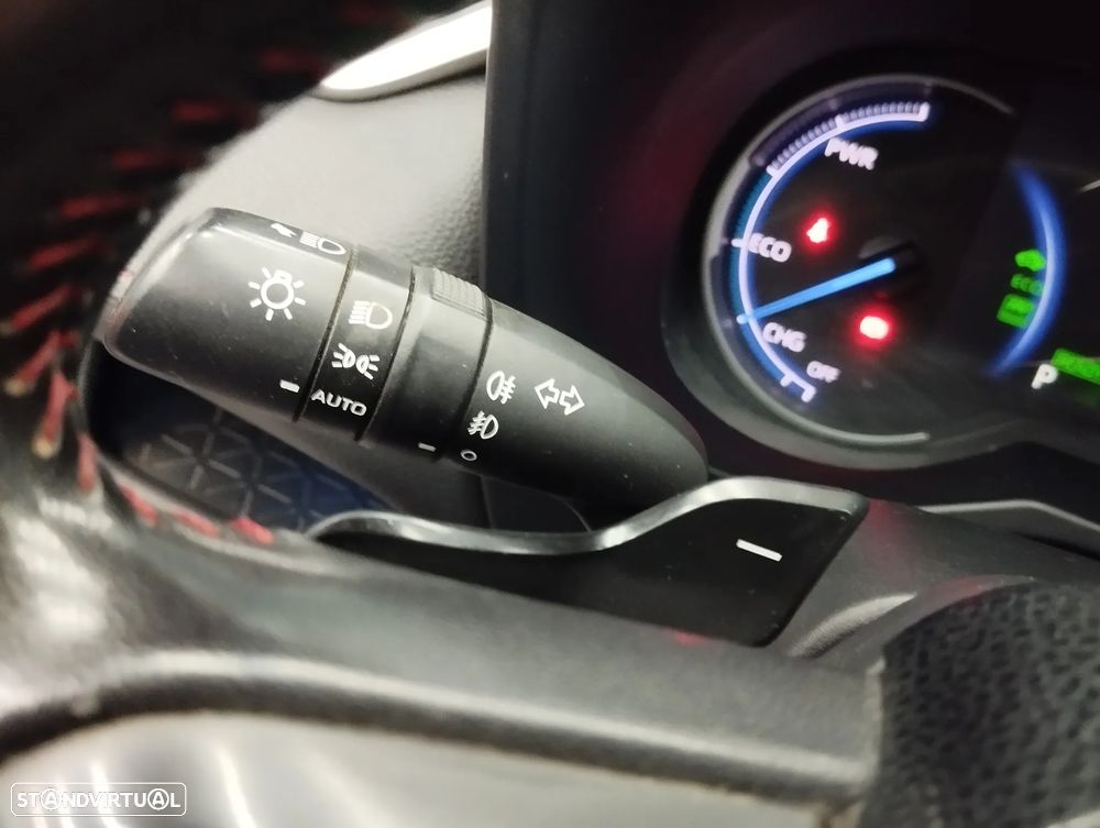 Toyota RAV4 2.5 HDF Plug-in Square Co.AWD-i - 27