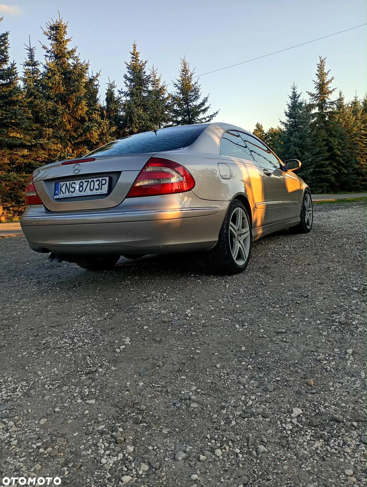 Mercedes-Benz CLK - 10