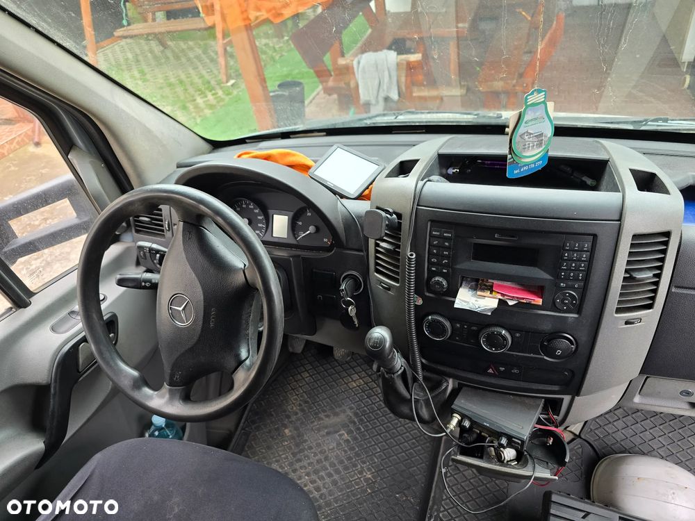 Mercedes-Benz Sprinter - 8