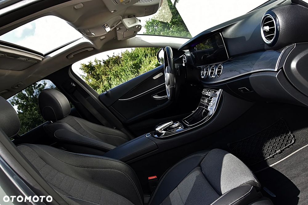Mercedes-Benz Klasa E 220 d 4Matic All-Terrain 9G-TRONIC Avantgarde - 19
