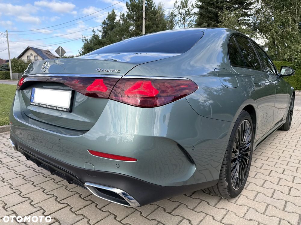 Mercedes-Benz Klasa E 220 d mHEV 4-Matic AMG 9G-Tronic - 17