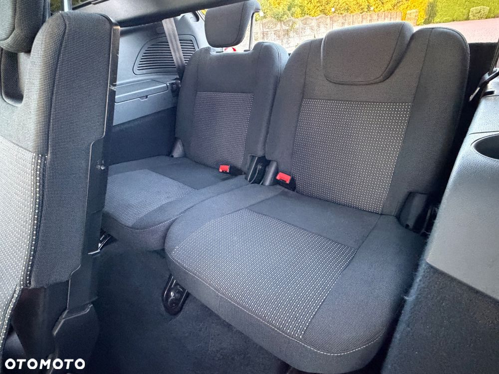 Ford C-MAX 1.6 TDCi Edition - 22
