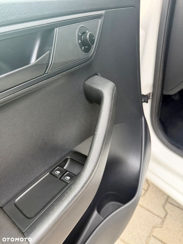 Skoda Fabia 1.0 Ambition - 12
