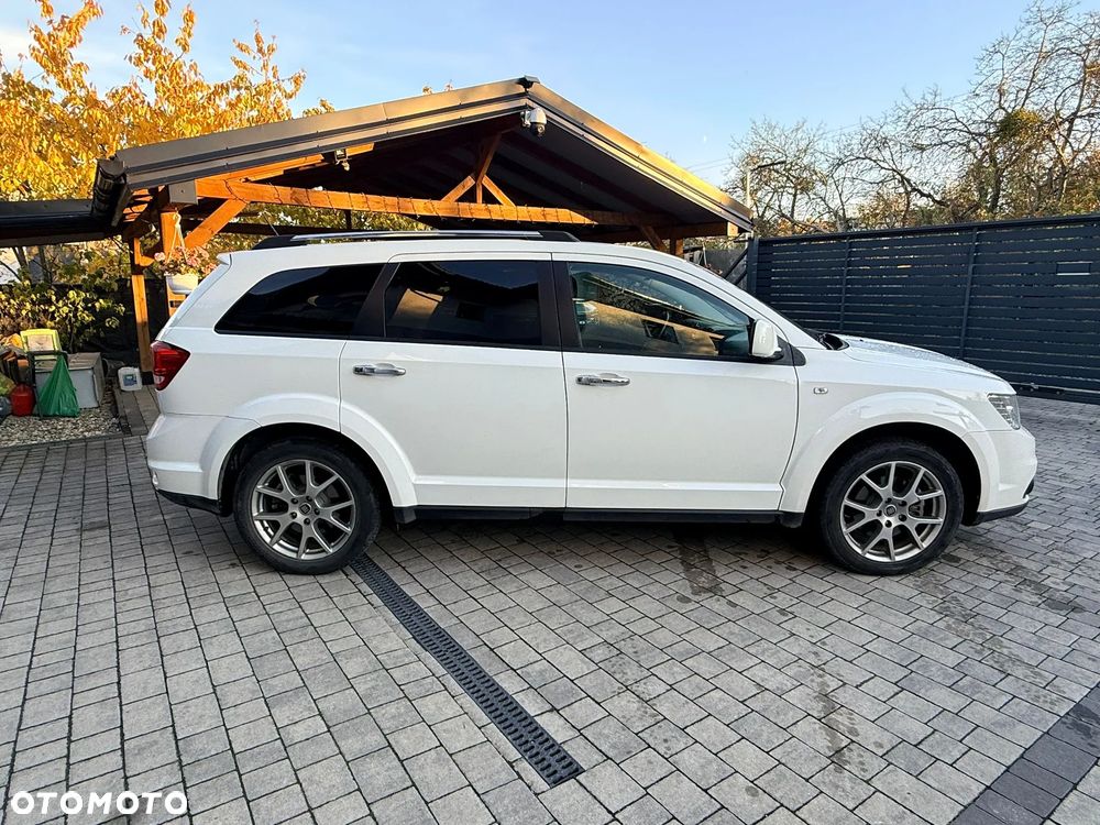 Fiat Freemont 2.0 Multijet Lounge AWD - 3