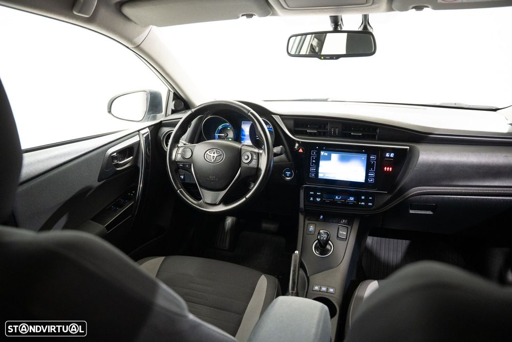Toyota Auris Touring Sports - 9