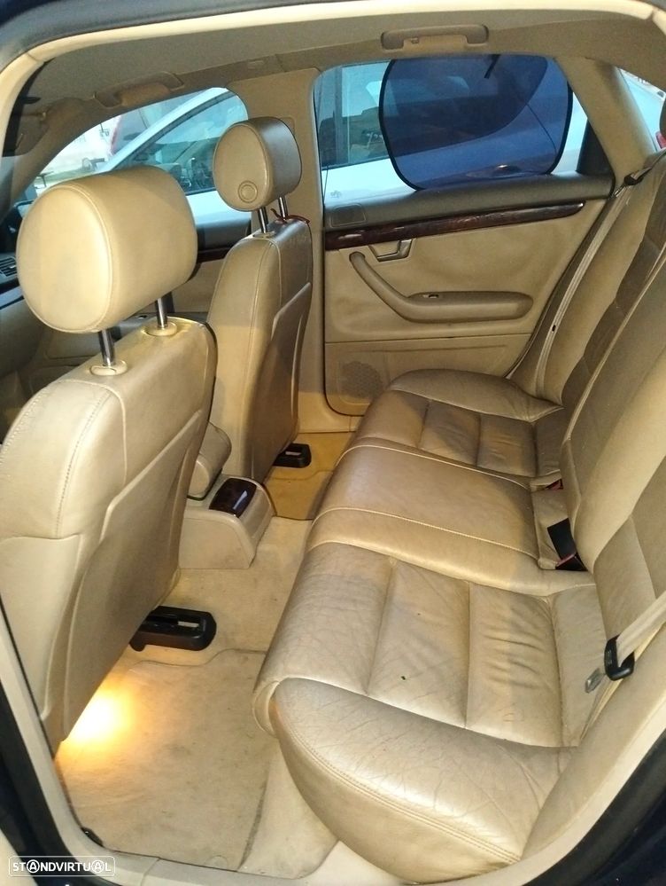 Audi A4 1.9 TDI m6 S-Line - 4