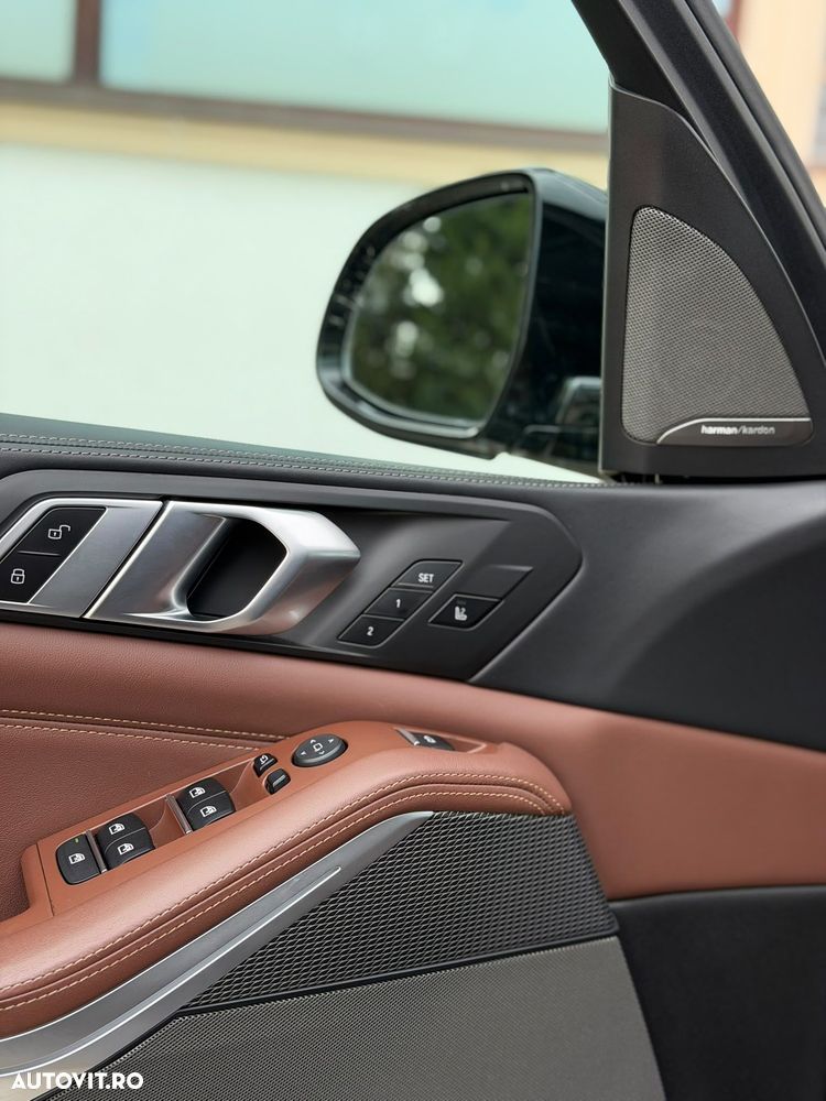 BMW X5 xDrive45e - 24