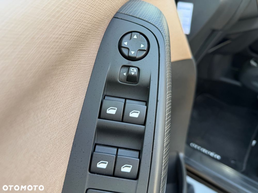 Citroën C4 Picasso VTi 120 Intensive - 12