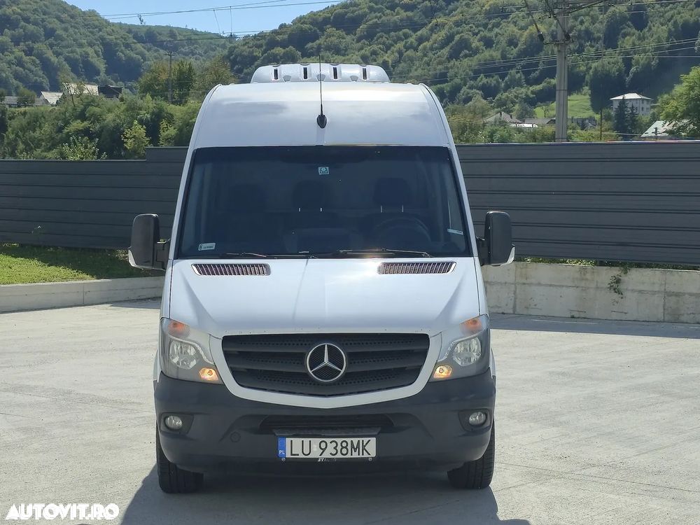 Mercedes-Benz Sprinter - 9