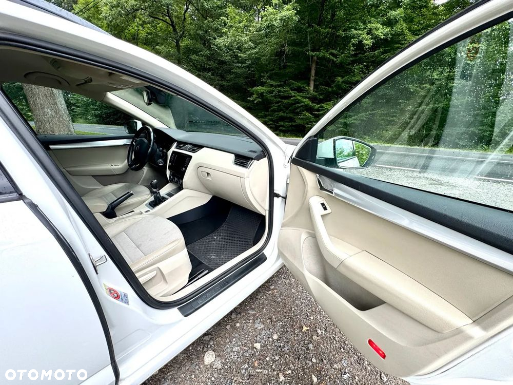 Skoda Octavia 2.0 TDI Elegance - 22