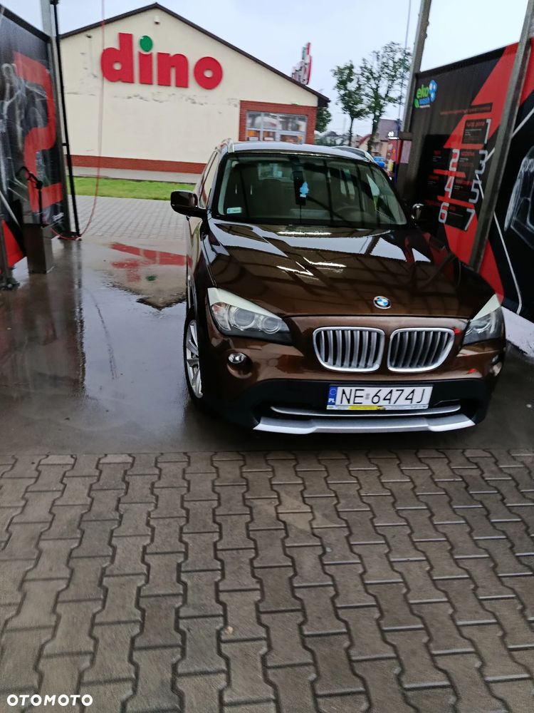 BMW X1 xDrive18d - 14