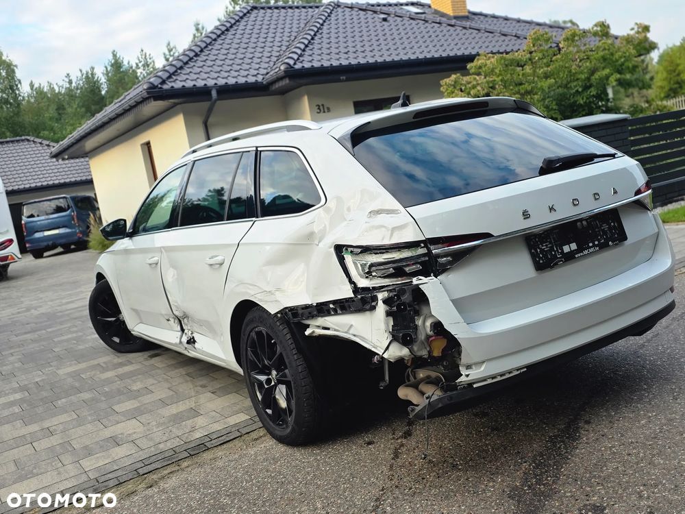 Skoda Superb 1.4 TSI DSG Sportline - 10