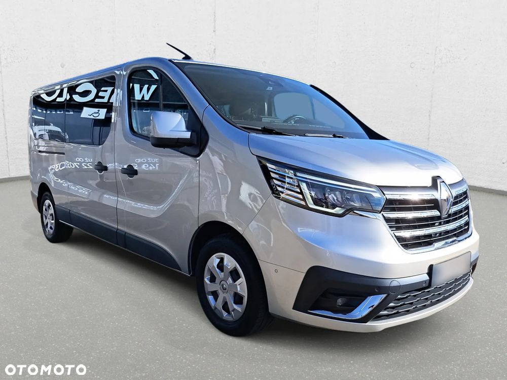 Renault Trafic BUS - 3