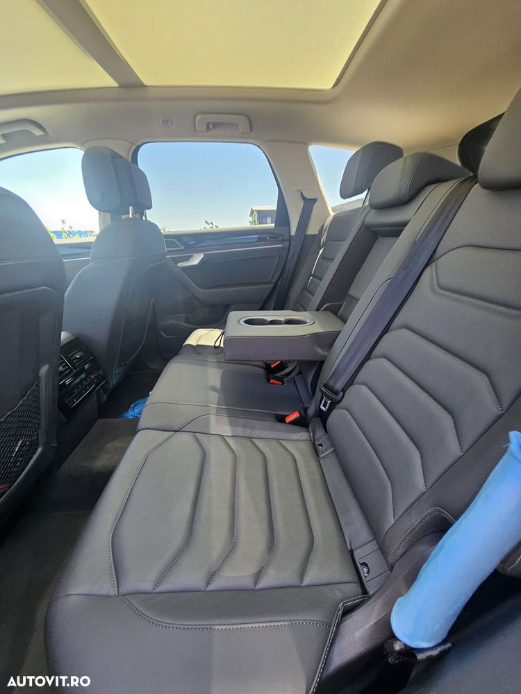 Volkswagen Touareg V6 TDI Elegance - 5